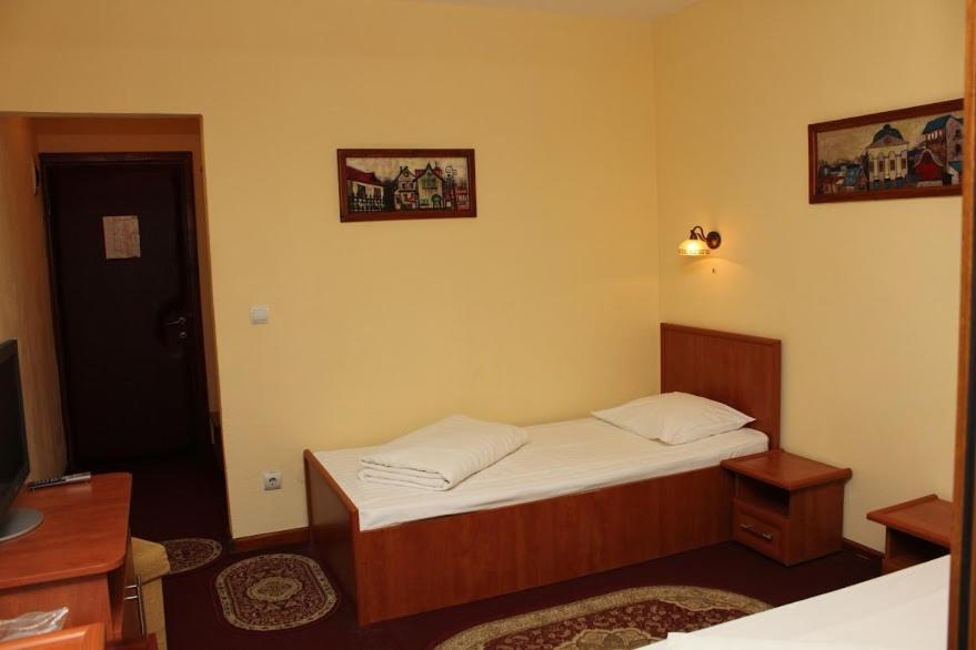 Hotel T23 Iasi Extérieur photo
