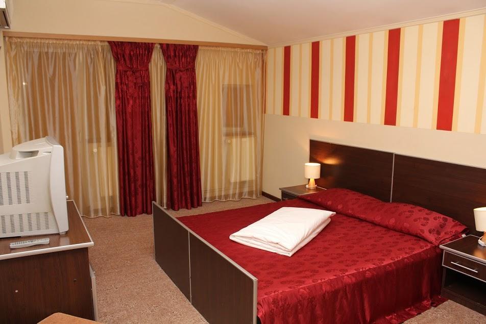 Hotel T23 Iasi Extérieur photo